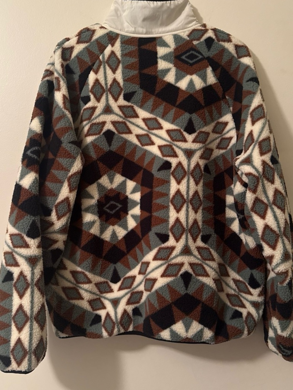 Wrangler Geometric Fleece Pullover - Picture 5 of 6